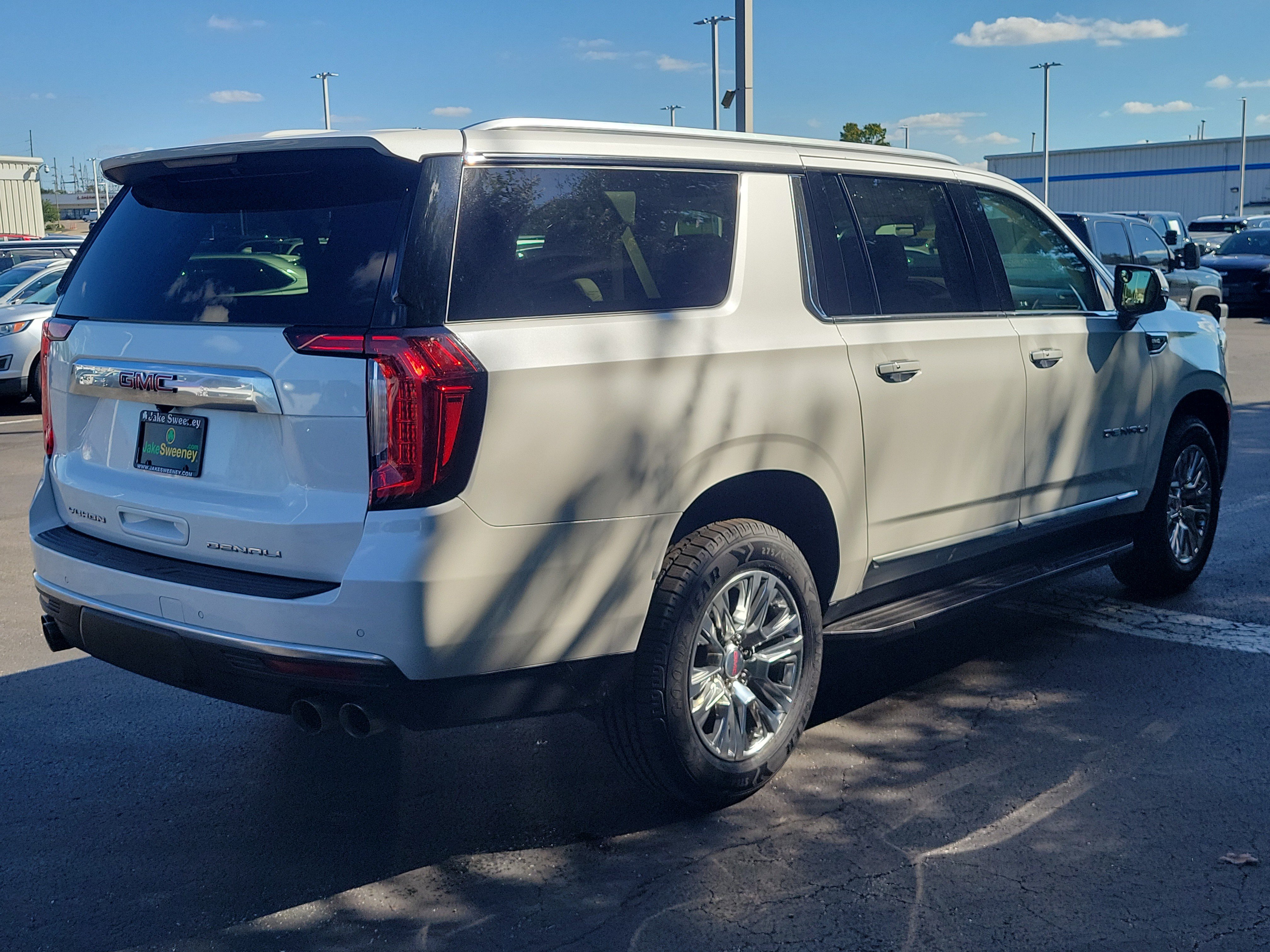Used 2022 GMC Yukon XL Denali SUV