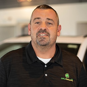 Staff member CHRIS OWENS from ID_f958deafc8ce