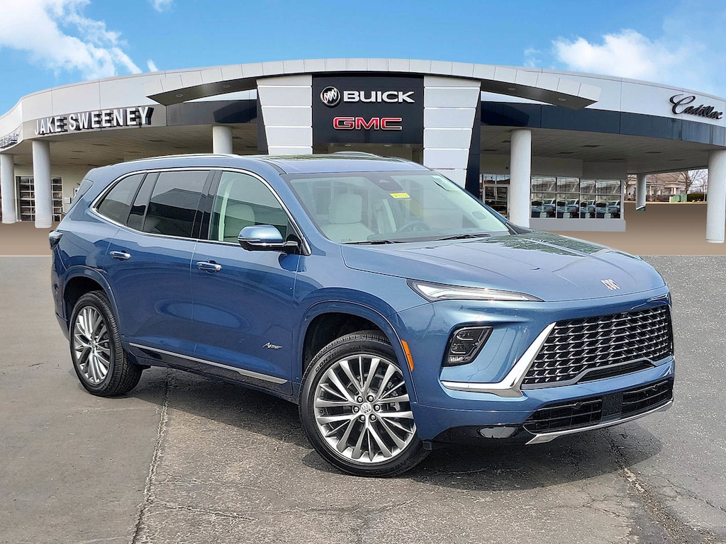 Used 2025 Buick Enclave Avenir SUV