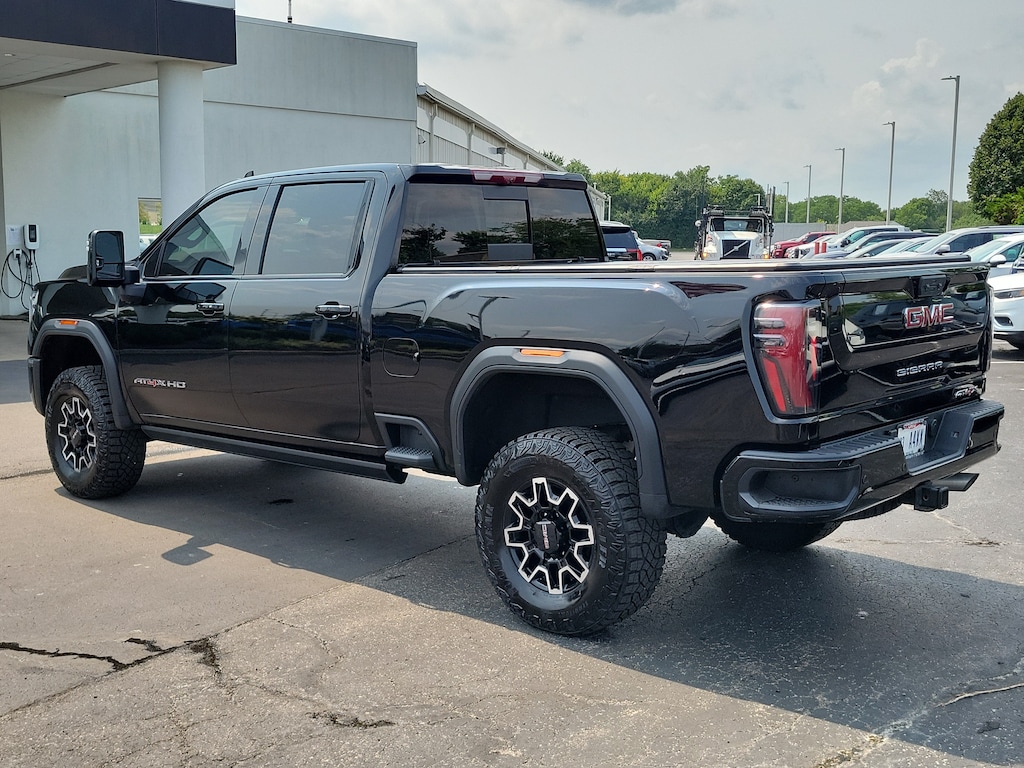 Used 2025 GMC Sierra 2500 HD AT4X Truck