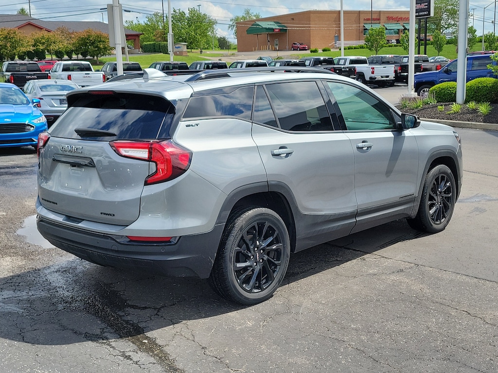Used 2023 GMC Terrain SLT SUV