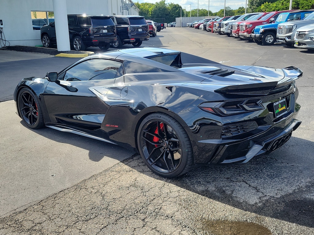 Used 2025 Chevrolet Corvette Z06 2LZ Performance