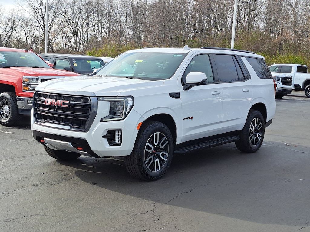 Used 2024 GMC Yukon AT4 SUV