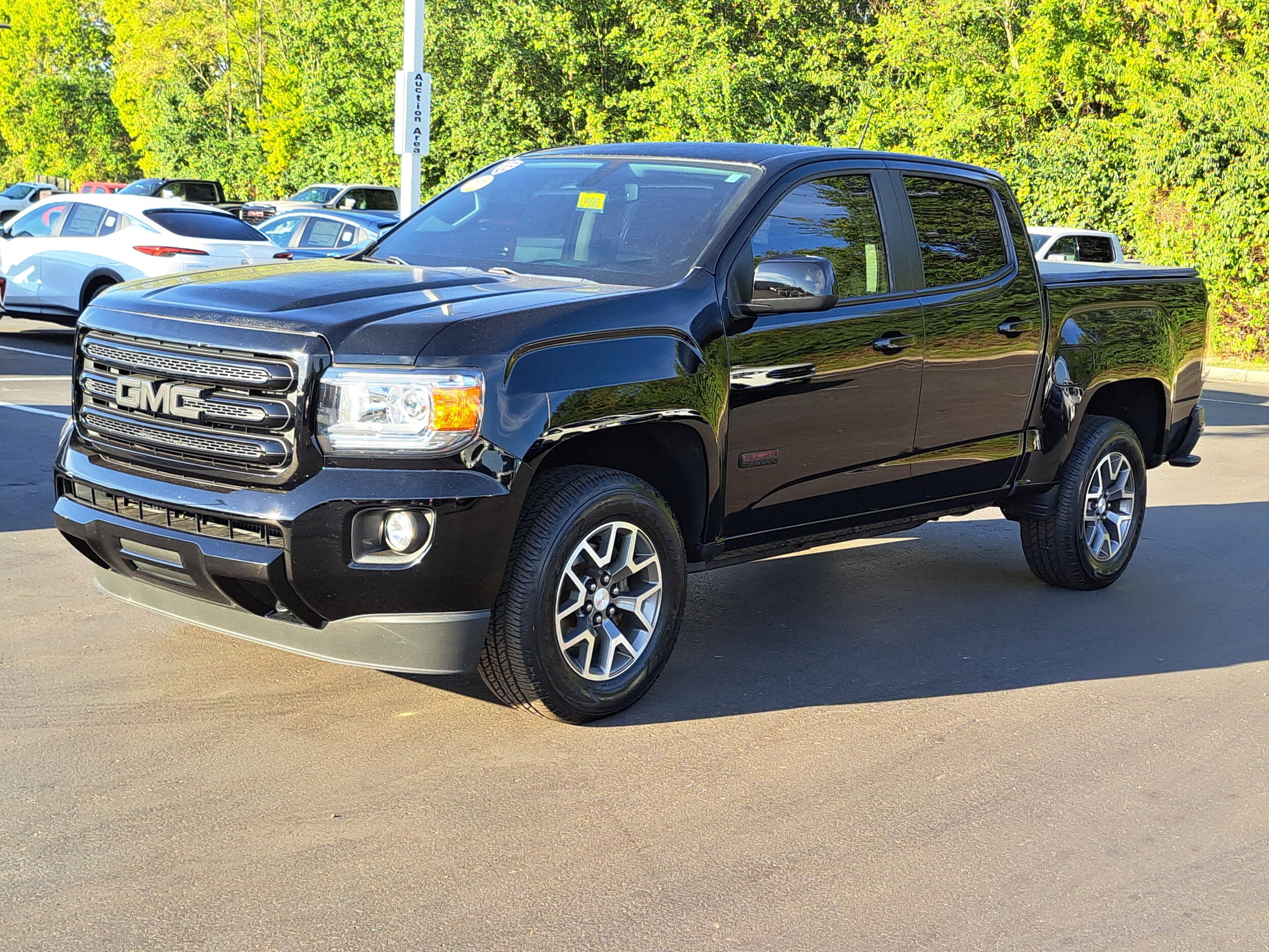 2019 Gmc Canyon All Terrain photo 2