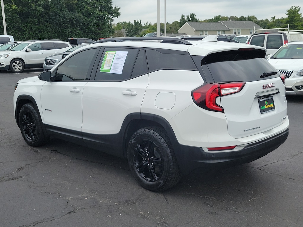 Used 2024 GMC Terrain AT4 SUV