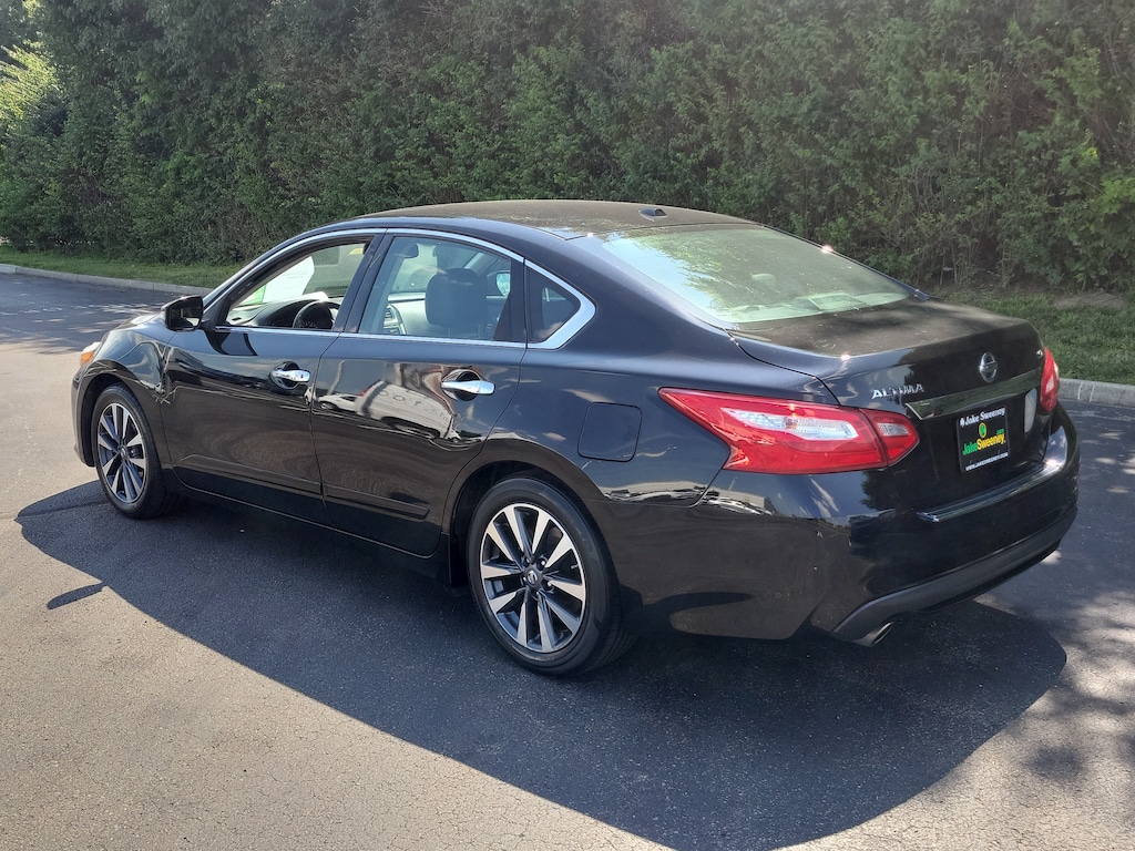 Used 2017 Nissan Altima 2.5 SL Sedan