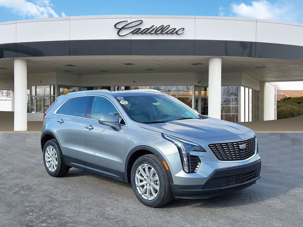 Used 2023 CADILLAC XT4 Luxury SUV