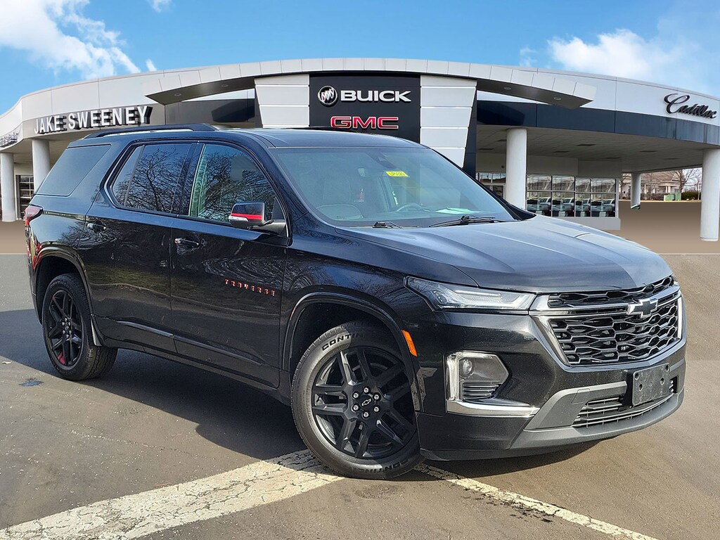 Used 2023 Chevrolet Traverse Premier SUV