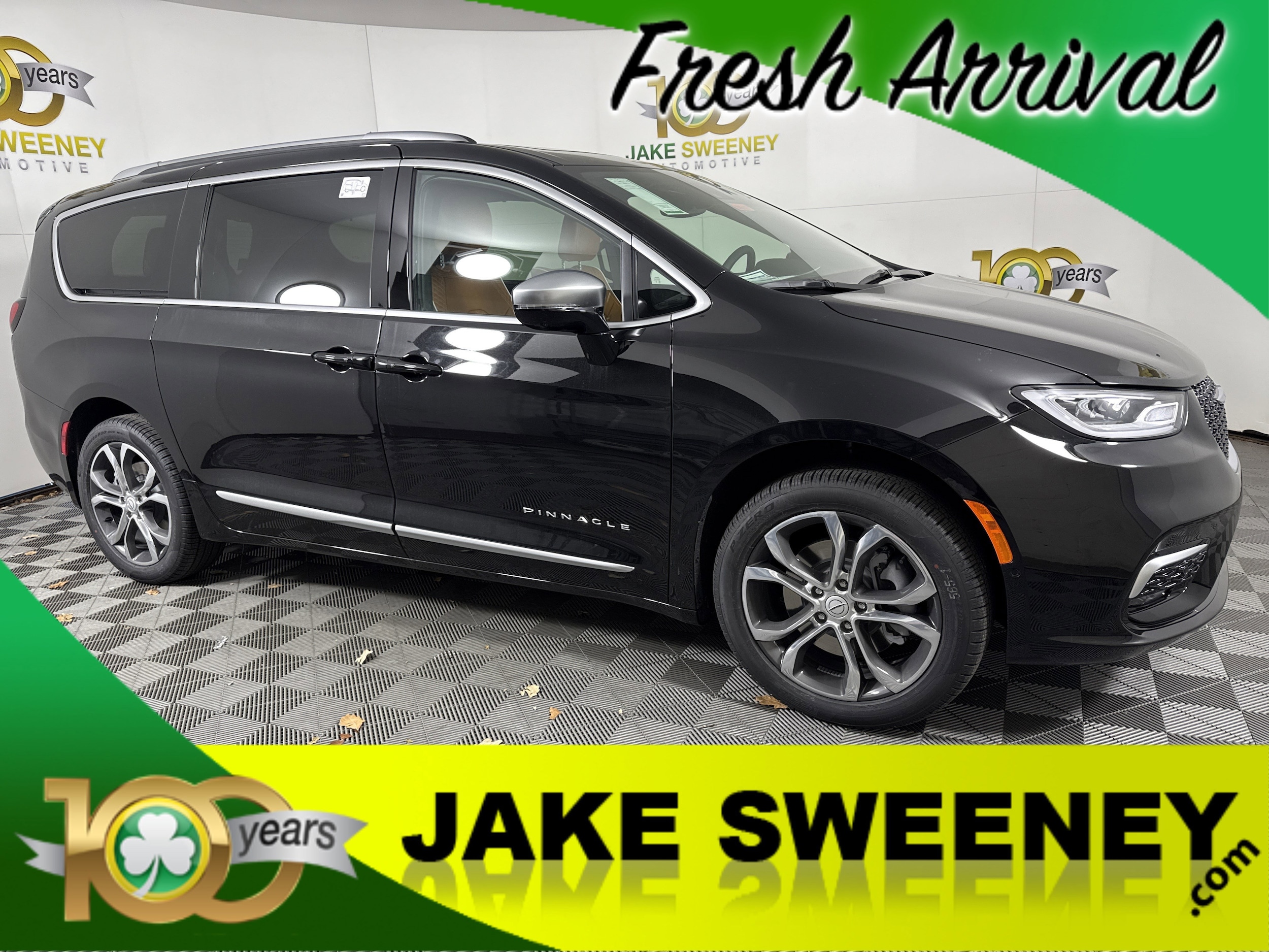 2026 Chrysler Pacifica Pinnacle's photo