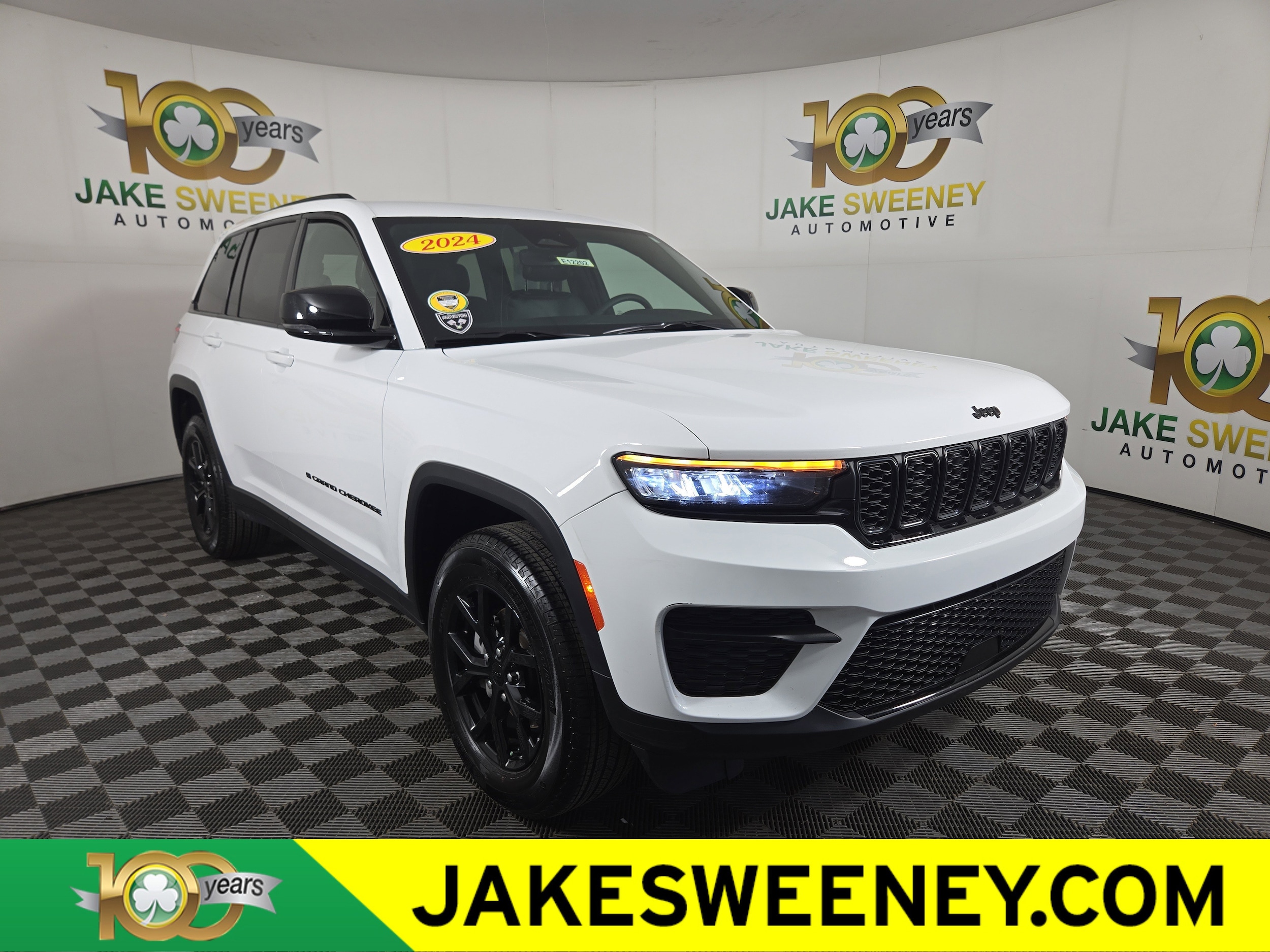 2024 Jeep Grand Cherokee Altitude's photo