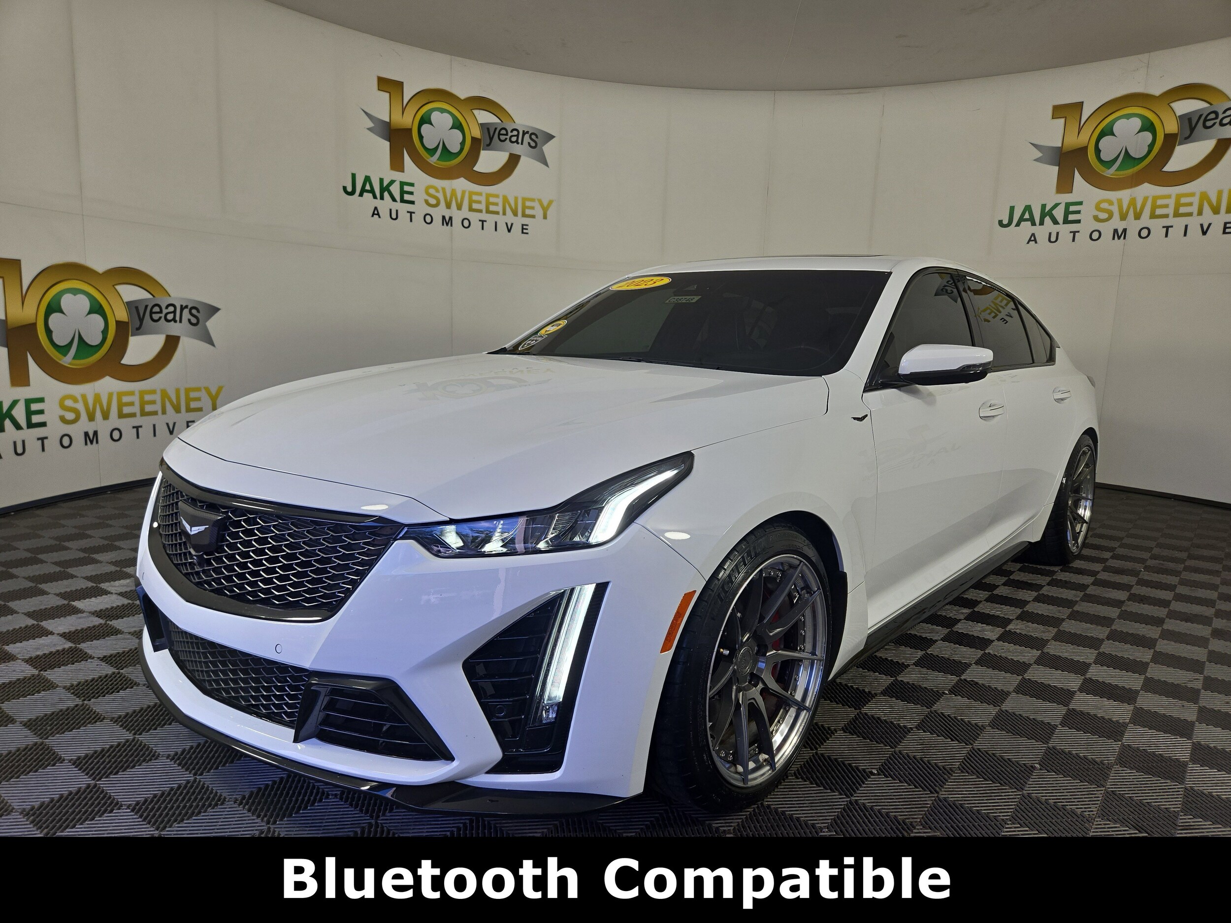 2023 Cadillac CT5 photo 3