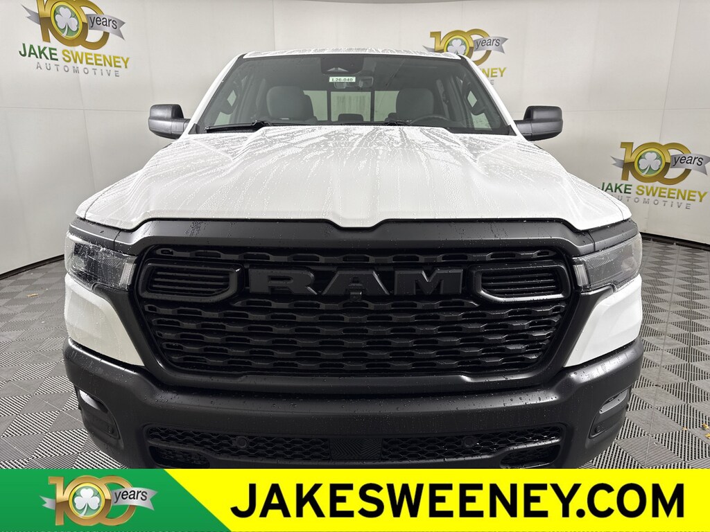 New 2026 Ram 1500 TRADESMAN CREW CAB 4X4 5'7 BOX Pickup