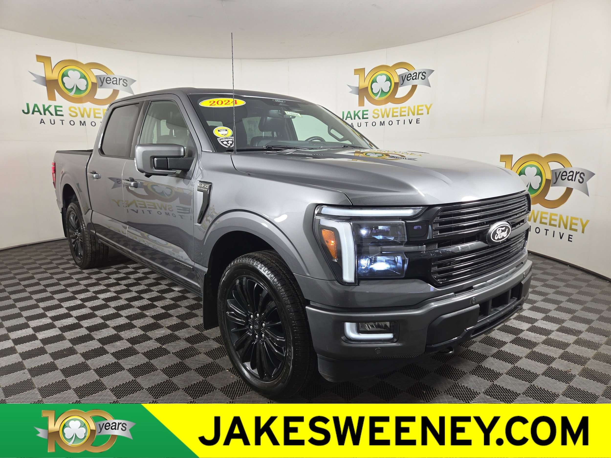 2024 Ford F-150 Platinum's photo