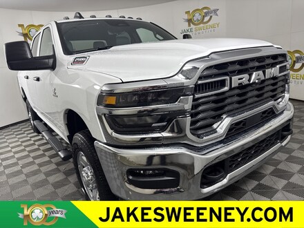 2025 Ram 2500 TRADESMAN CREW CAB 4X4 6'4 BOX Pickup