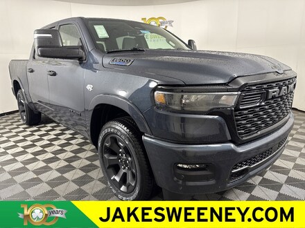 2026 Ram 1500 BIG HORN CREW CAB 4X4 5'7 BOX Pickup