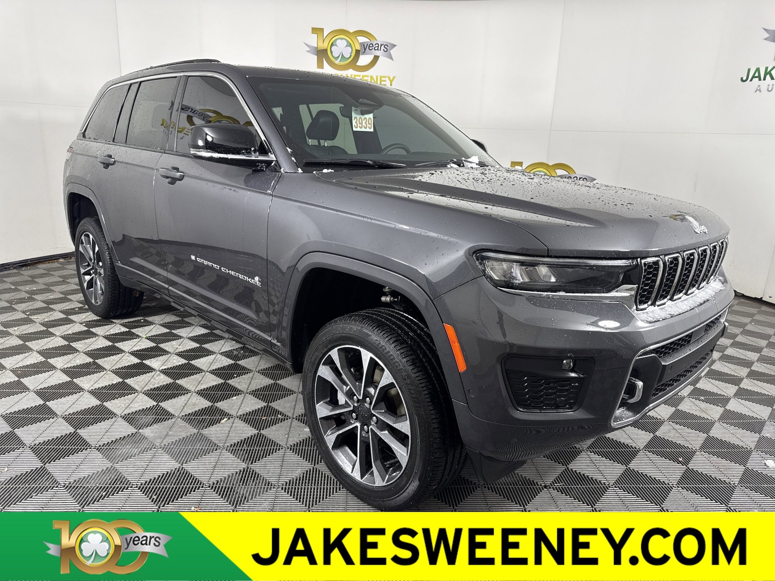 2025 Jeep Grand Cherokee Overland's photo