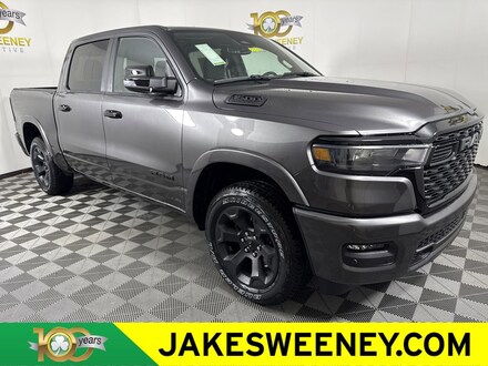 2026 Ram 1500 BIG HORN CREW CAB 4X4 5'7 BOX Pickup