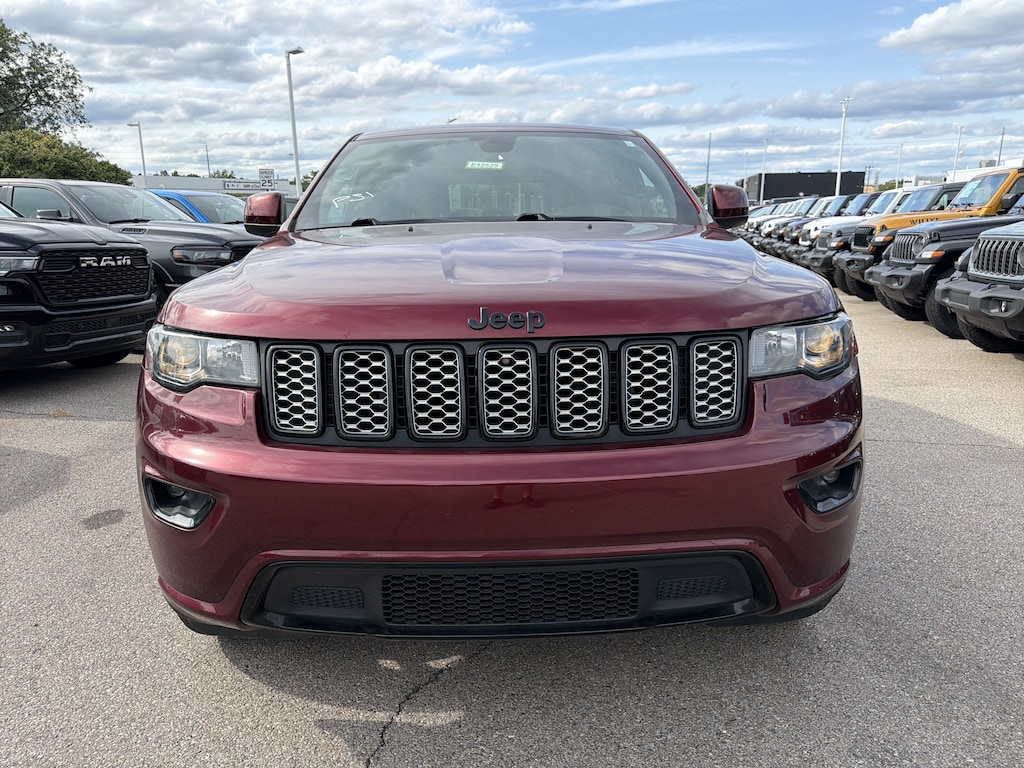 Used 2020 Jeep Grand Cherokee Altitude SUV