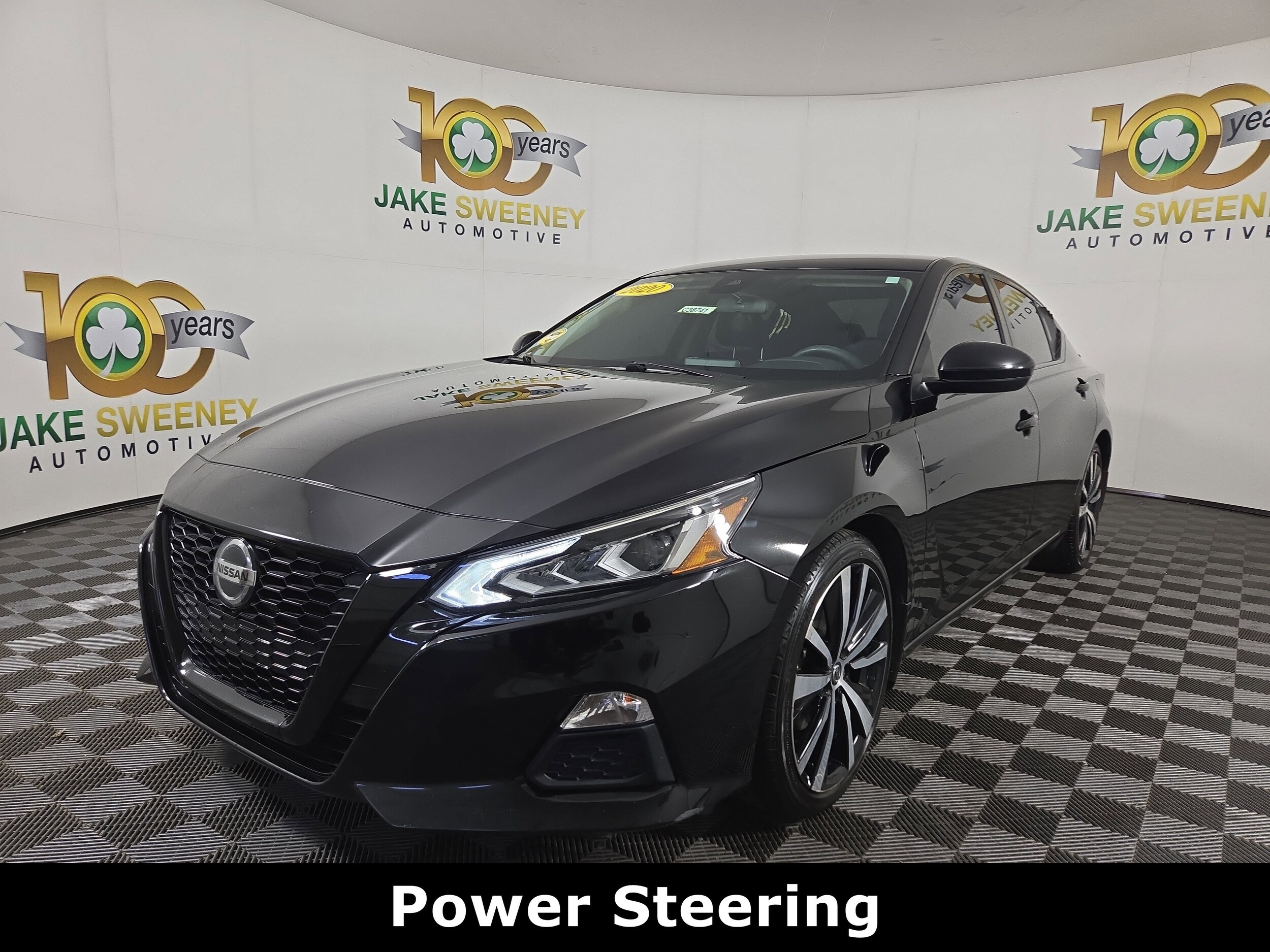 2020 Nissan Altima 2.5 SR photo 3