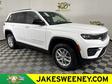 2025 Jeep Grand Cherokee LAREDO X 4X4 Sport Utility