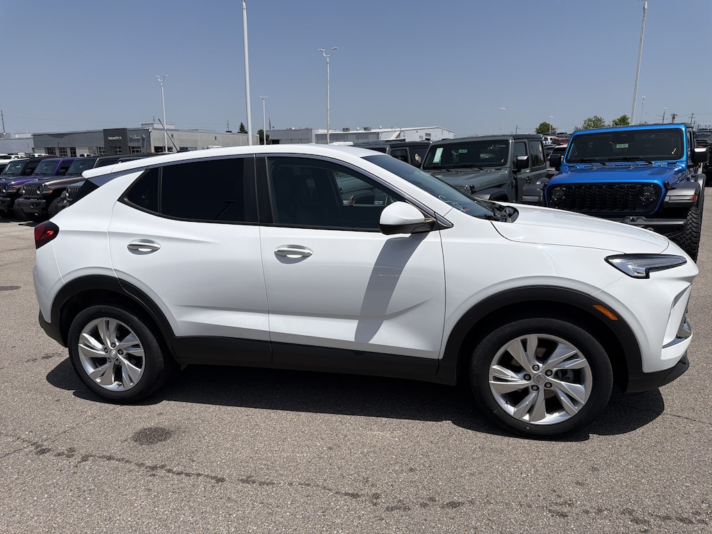 Used 2024 Buick Encore GX Preferred SUV