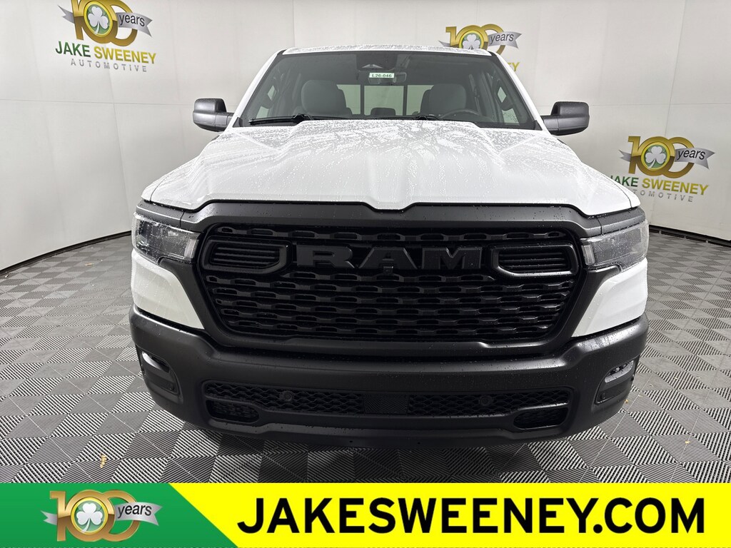 New 2026 Ram 1500 TRADESMAN CREW CAB 4X4 5'7 BOX Pickup