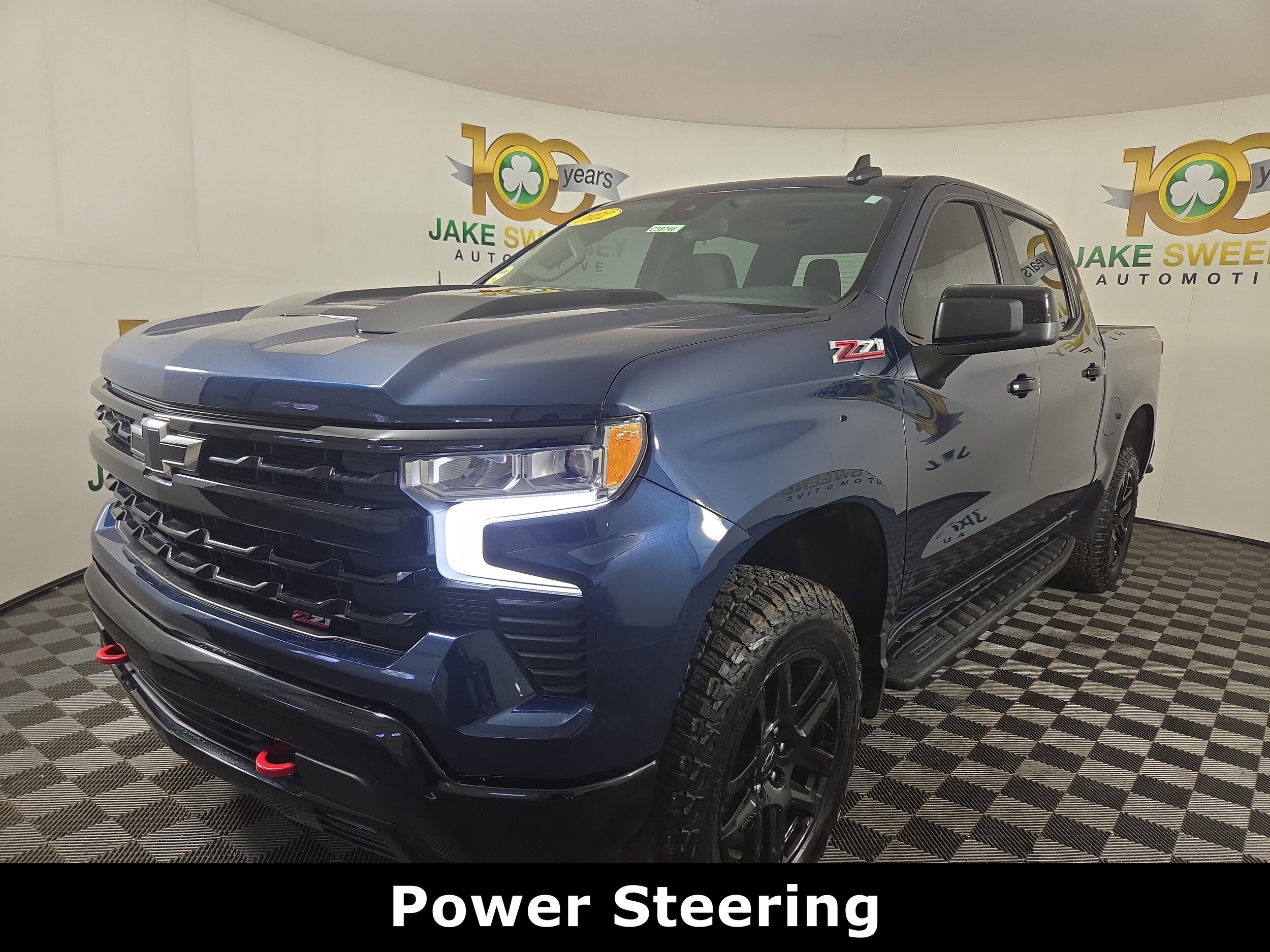 2022 Chevrolet Silverado 1500 LT Trail Boss photo 3