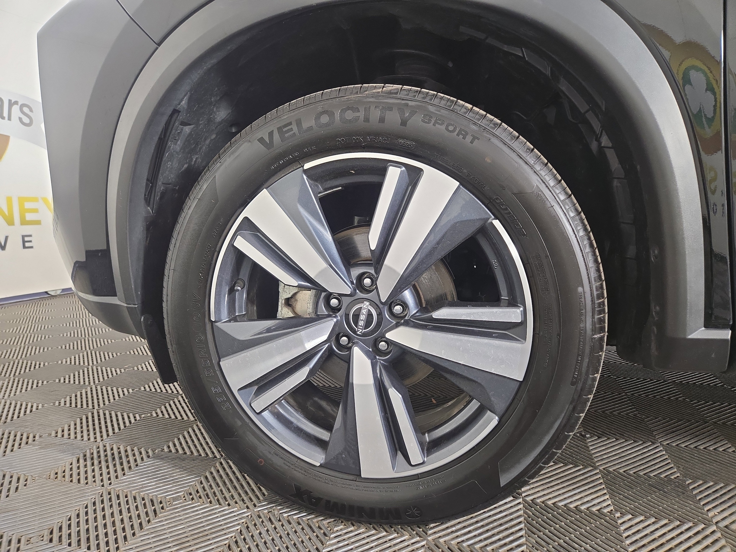 2023 Nissan Rogue SL - Photo 33