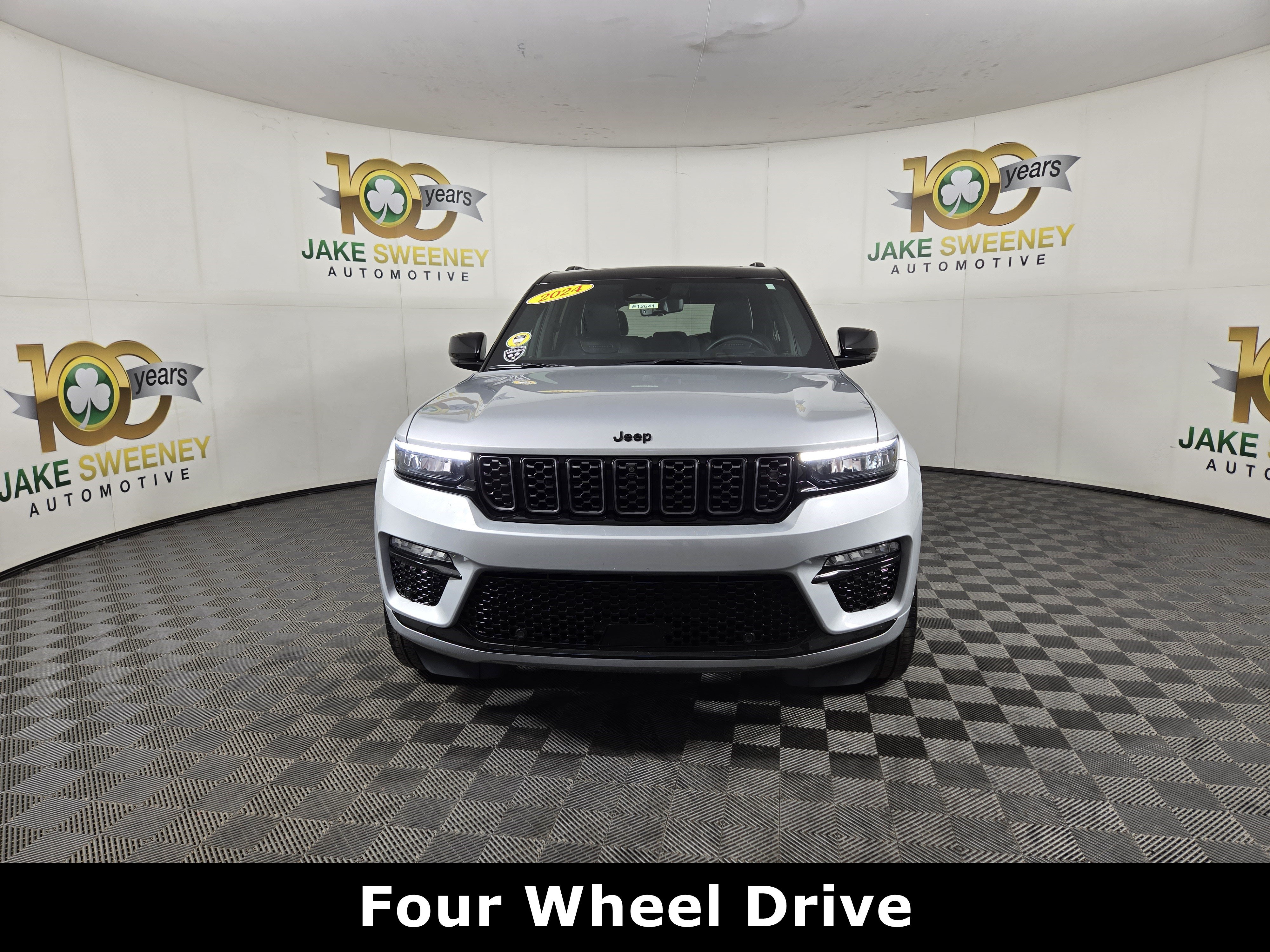 Used 2024 Jeep Grand Cherokee Summit Reserve 4x4 SUV
