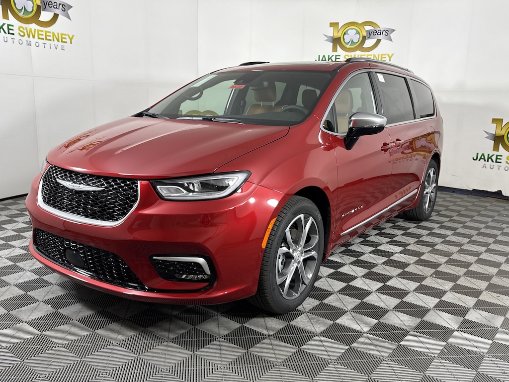 New 2026 Chrysler Pacifica PINNACLE Passenger Van