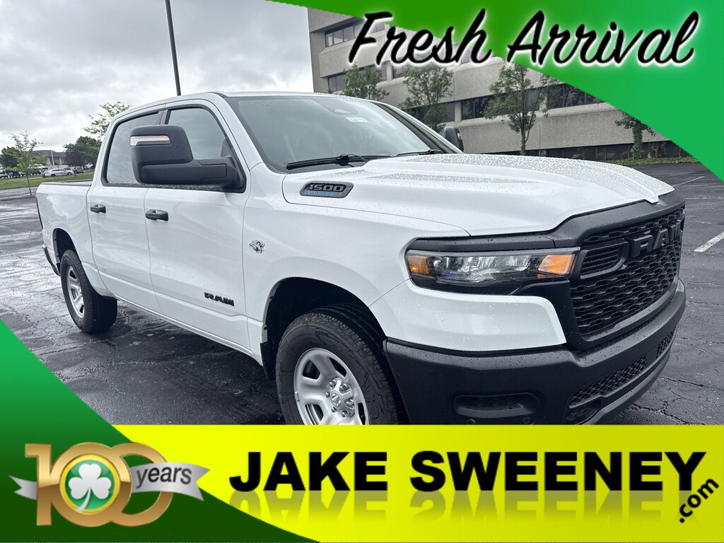 New 2026 Ram 1500 TRADESMAN CREW CAB 4X4 5'7 BOX Pickup
