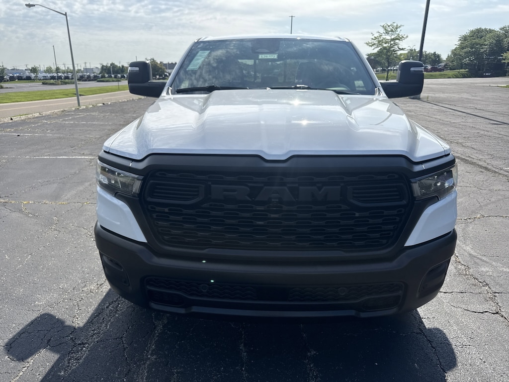 New 2026 Ram 1500 TRADESMAN CREW CAB 4X4 5'7 BOX Pickup
