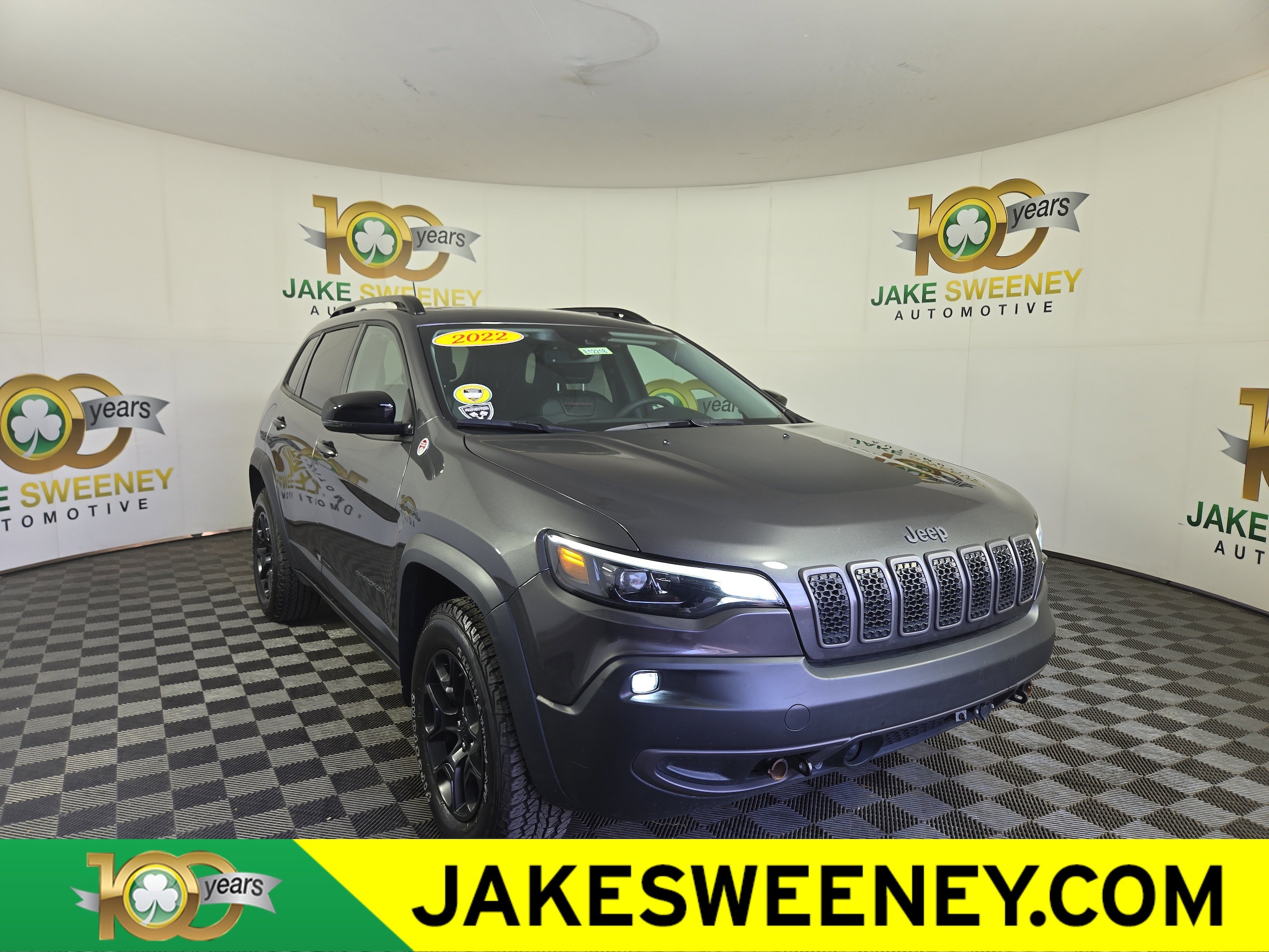 2022 Jeep Cherokee Trailhawk's photo