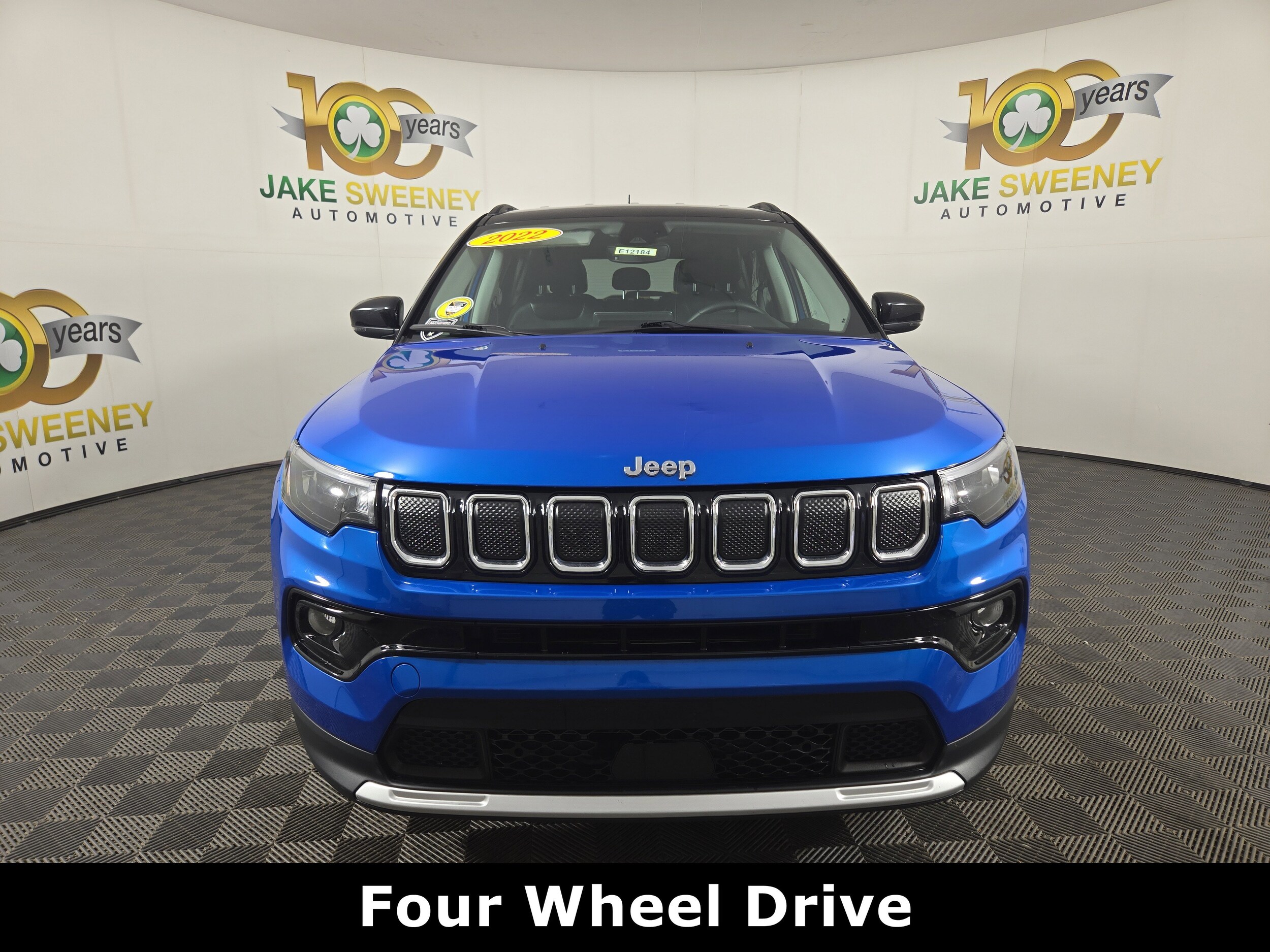 2022 Jeep Compass Limited photo 2