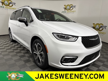 2026 Chrysler Pacifica PINNACLE Passenger Van