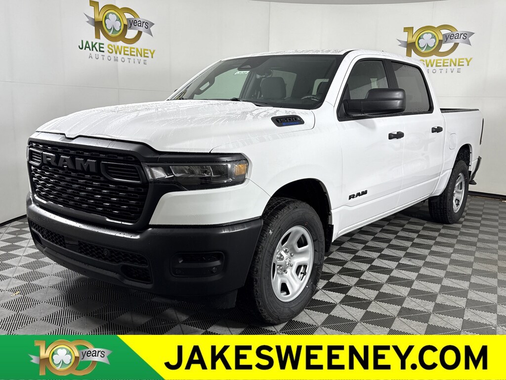 New 2026 Ram 1500 TRADESMAN CREW CAB 4X4 5'7 BOX Pickup
