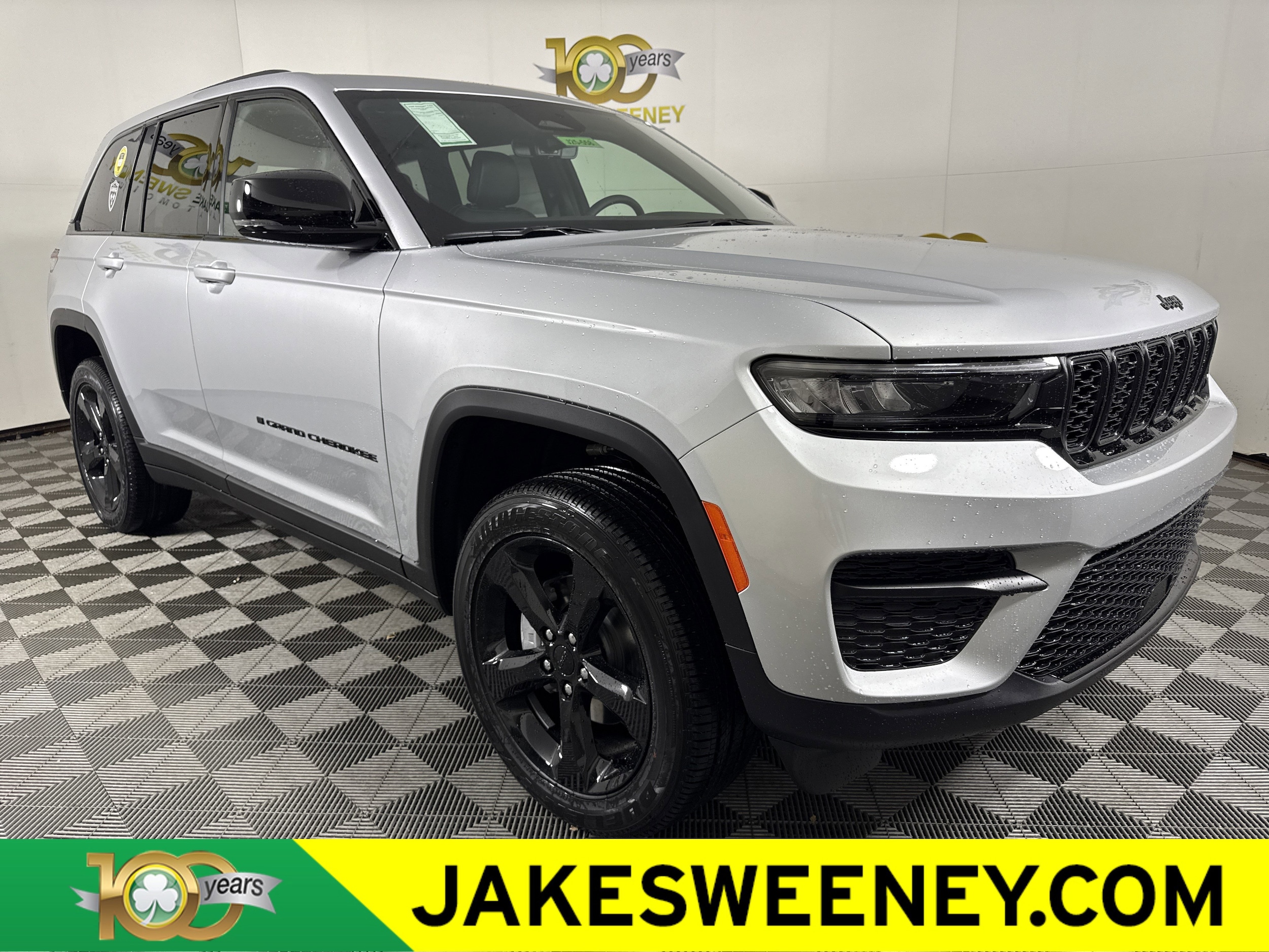2025 Jeep Grand Cherokee Altitude X 4x4's photo