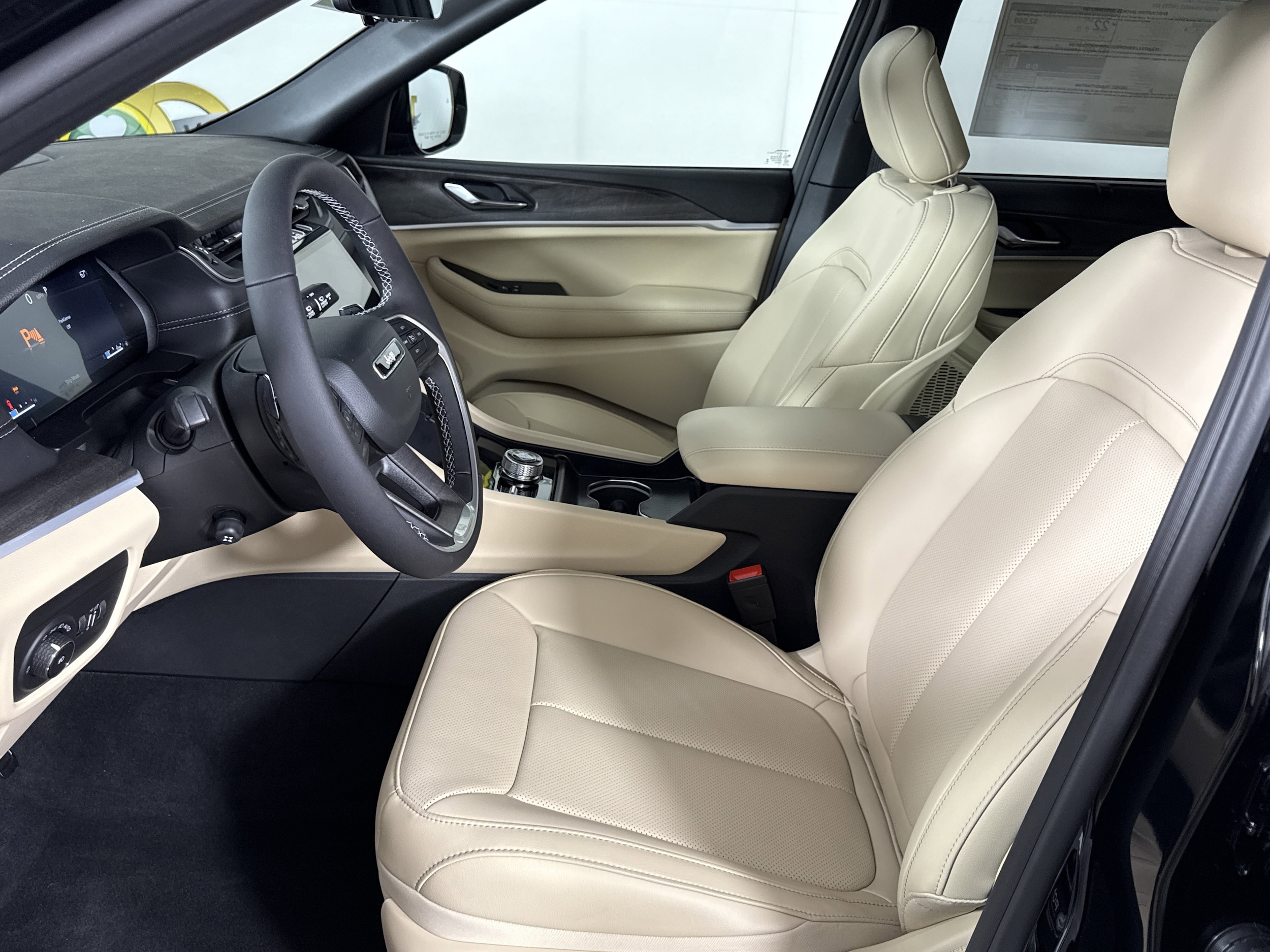 2025 Jeep Grand Cherokee Limited - Photo 12