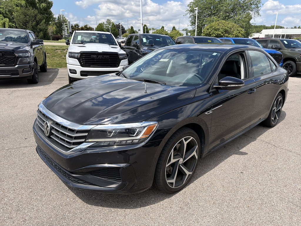 Used 2020 Volkswagen Passat 2.0T R-Line Sedan