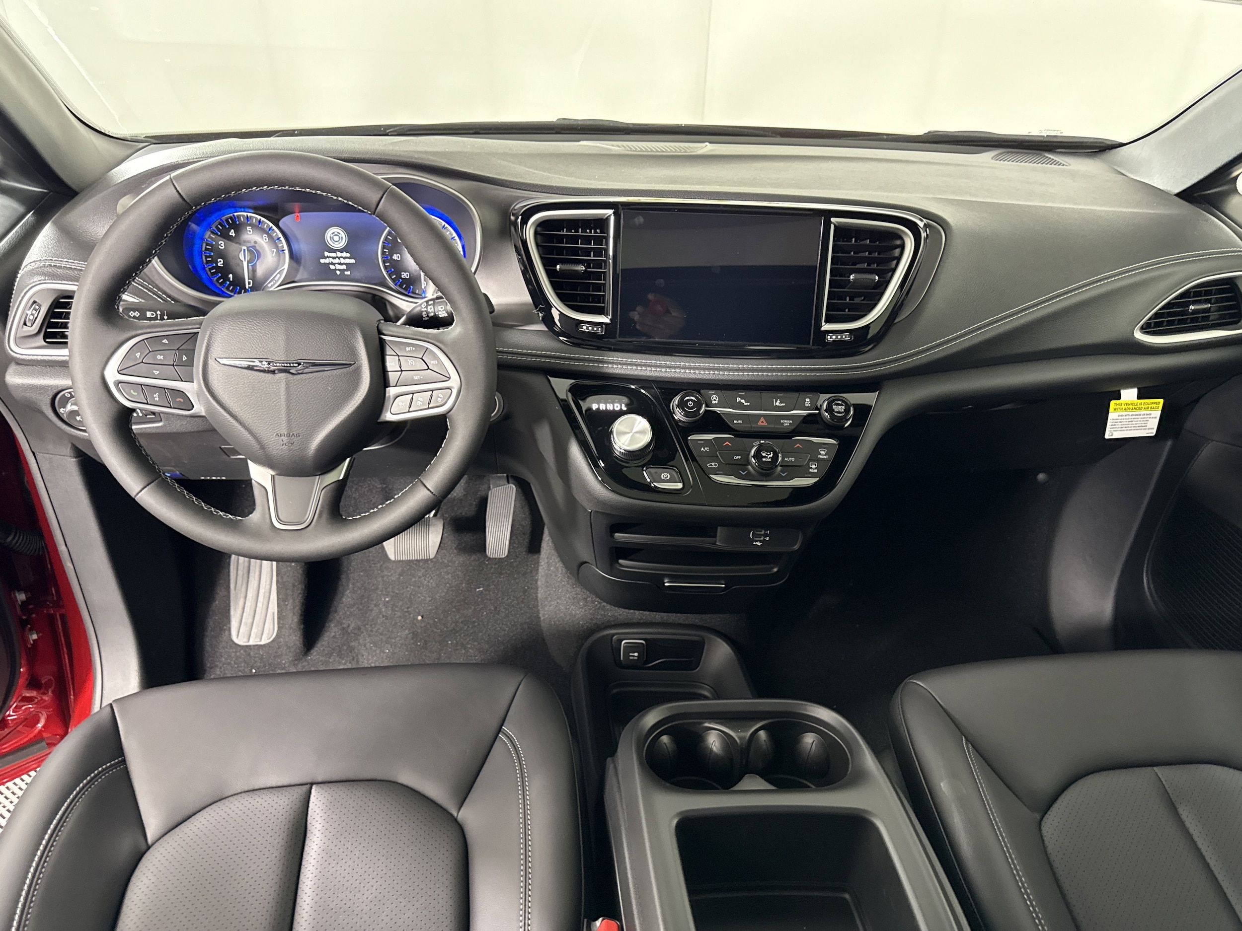 2026 Chrysler Pacifica Select - Photo 15