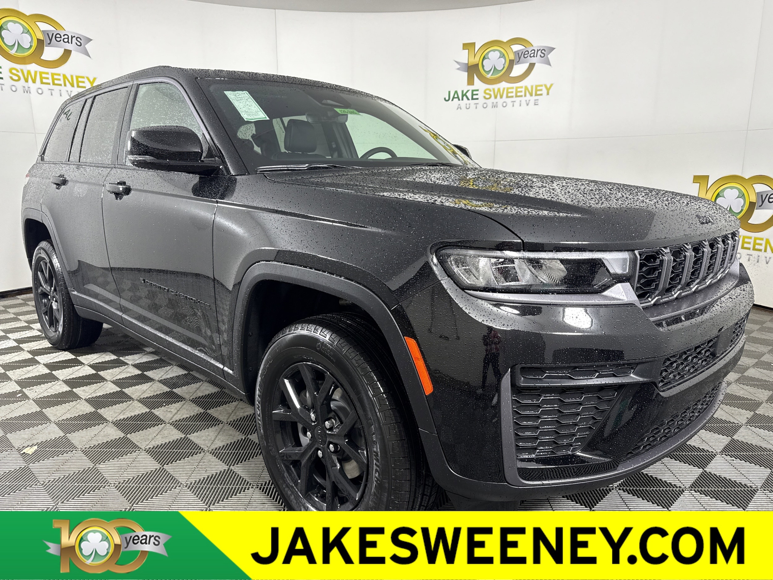 2026 Jeep Grand Cherokee Laredo Altitude 4x4's photo