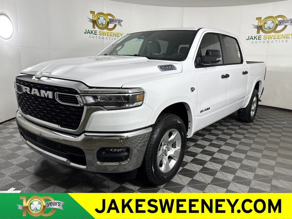 New 2026 Ram 1500 BIG HORN CREW CAB 4X4 5'7 BOX Pickup