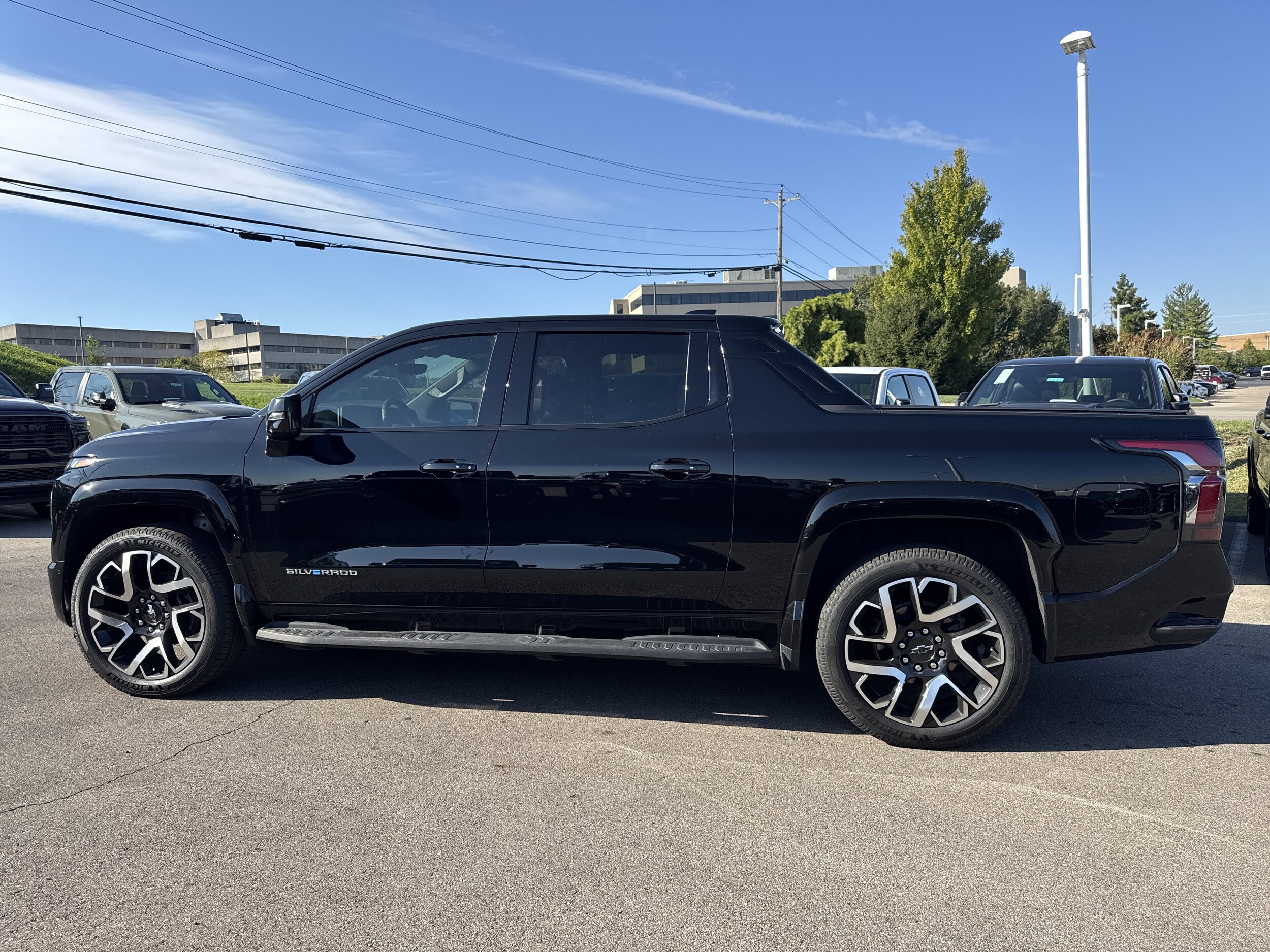 2024 Chevrolet Silverado EV RST photo 3