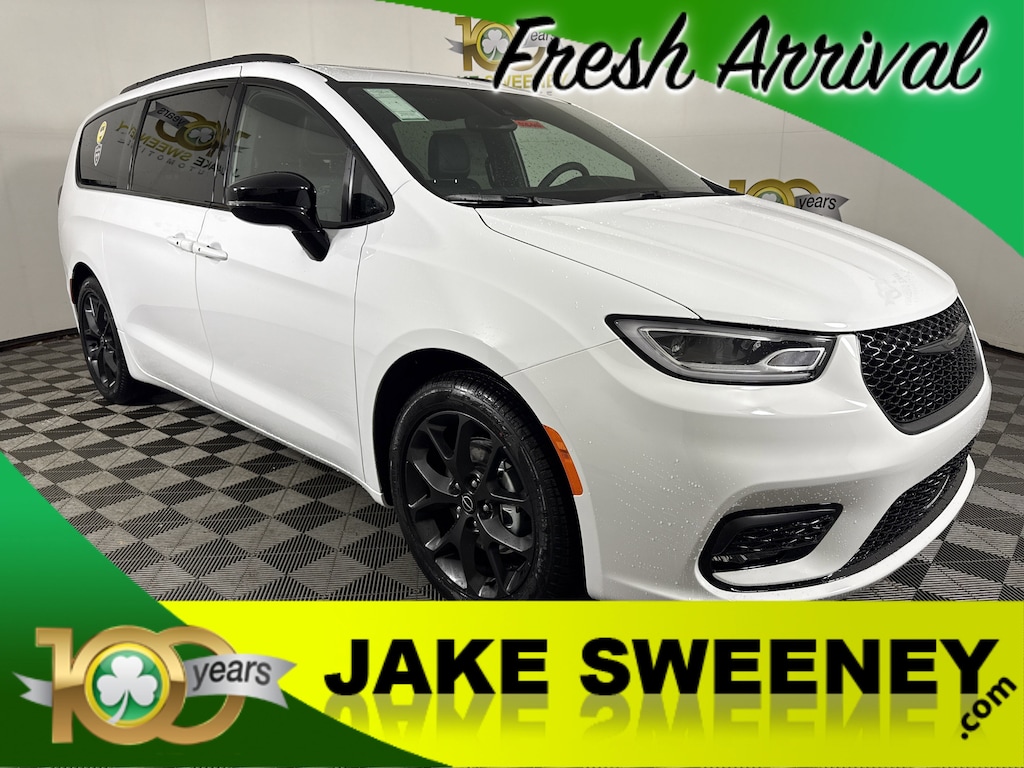 New 2026 Chrysler Pacifica SELECT Passenger Van