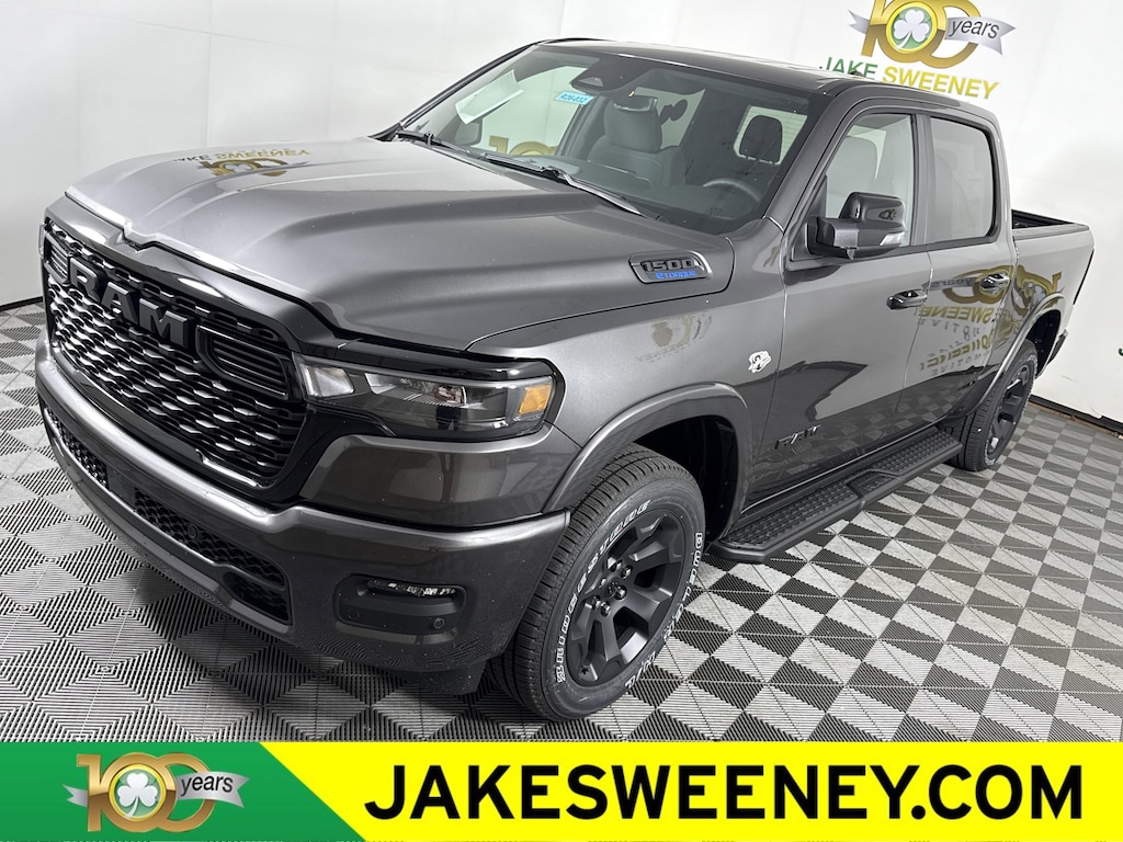 New 2026 Ram 1500 BIG HORN CREW CAB 4X4 5'7 BOX Pickup