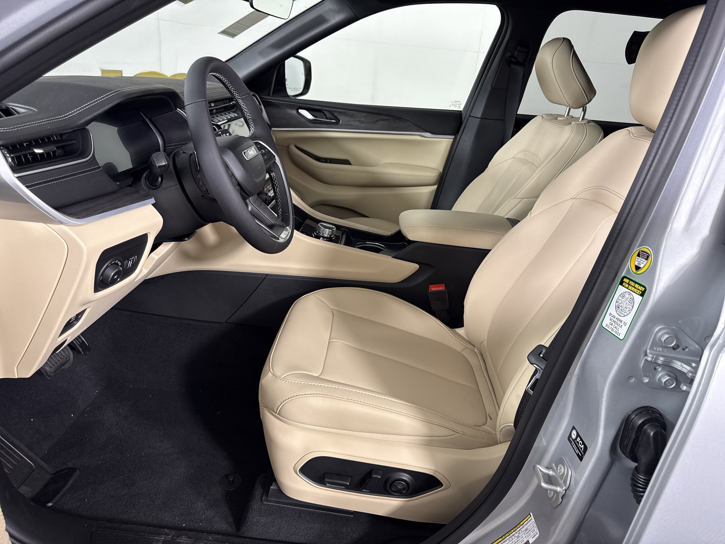 2025 Jeep Grand Cherokee Limited - Photo 12