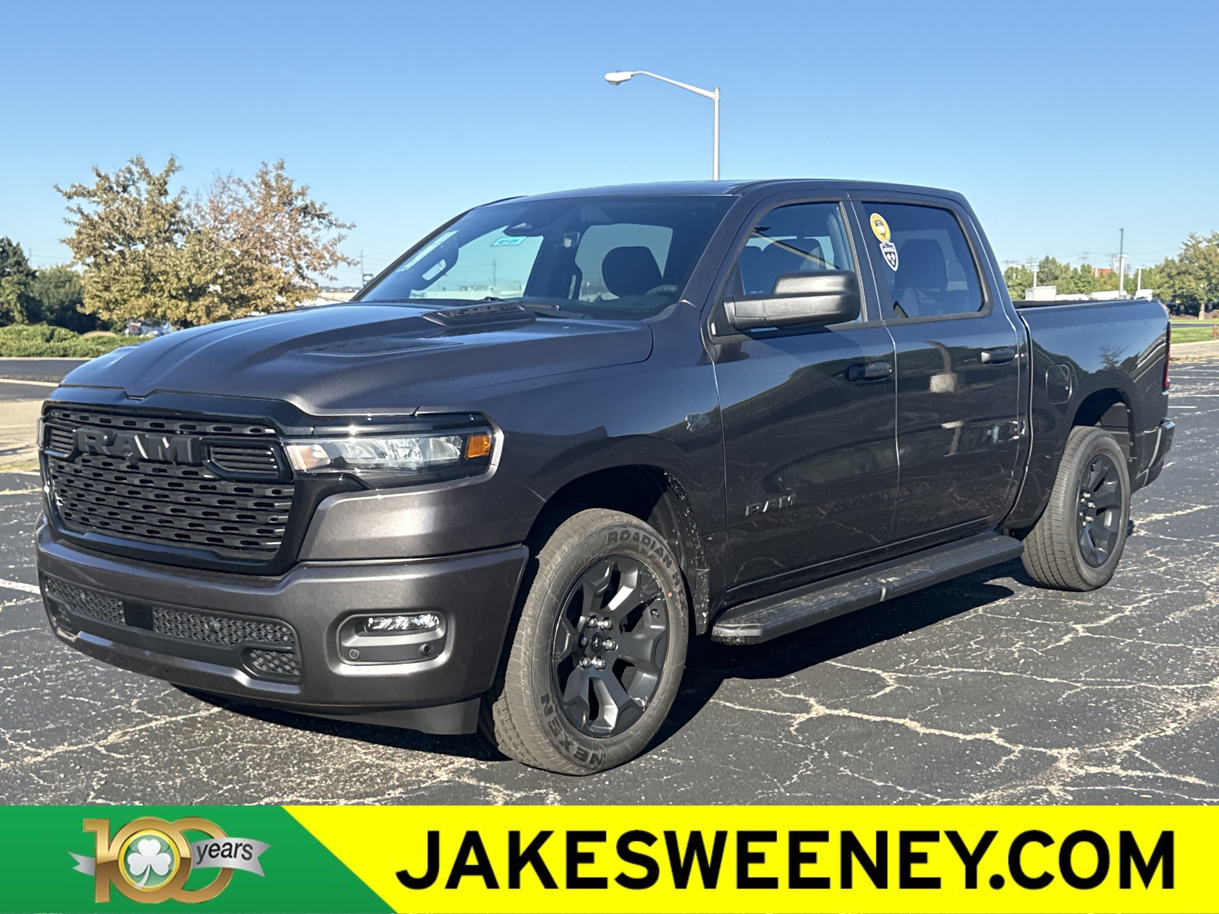 New 2027 Ram 1500 TRADESMAN CREW CAB 4X4 Pickup