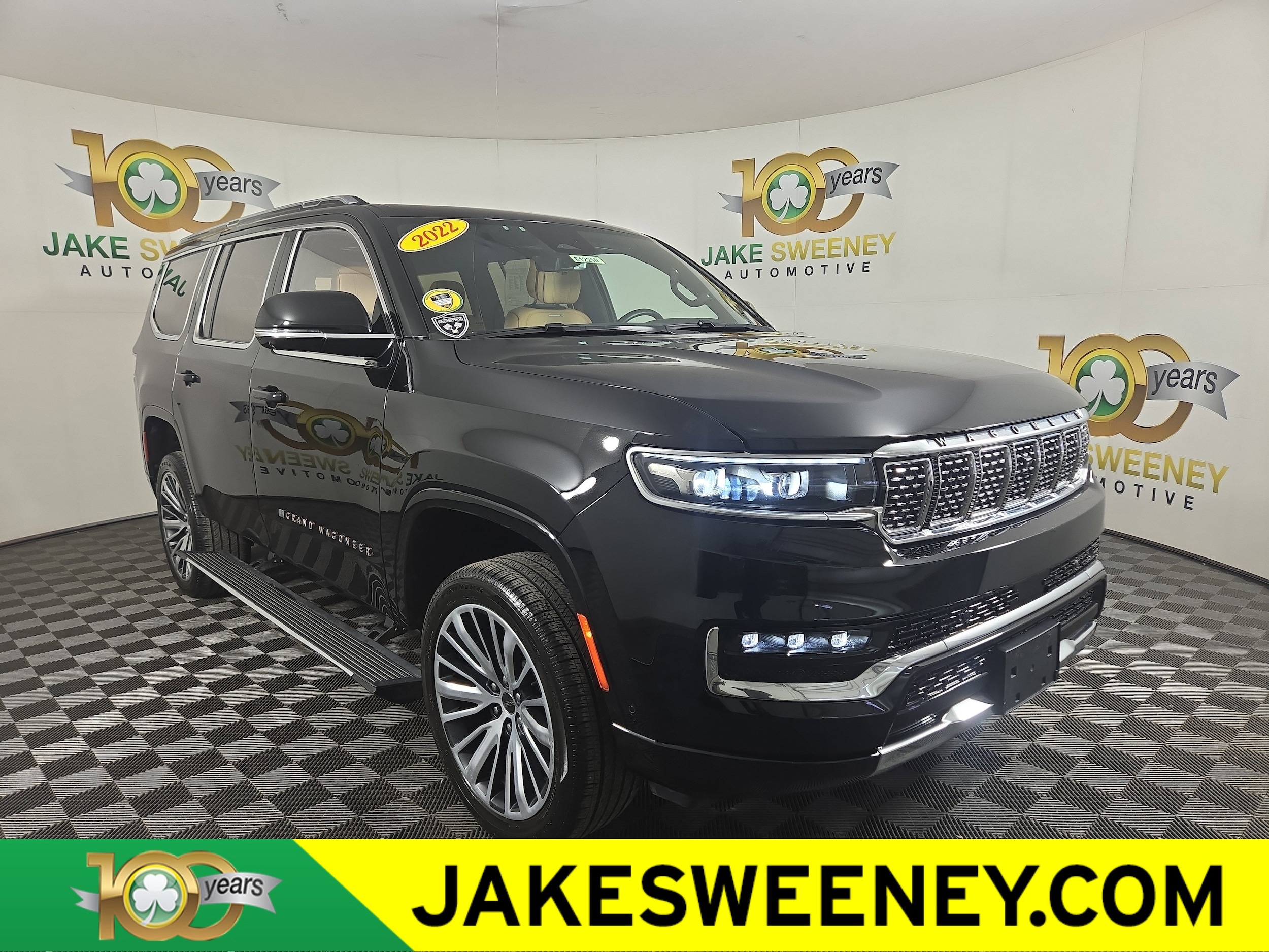 2022 Jeep Grand Wagoneer Series III's photo