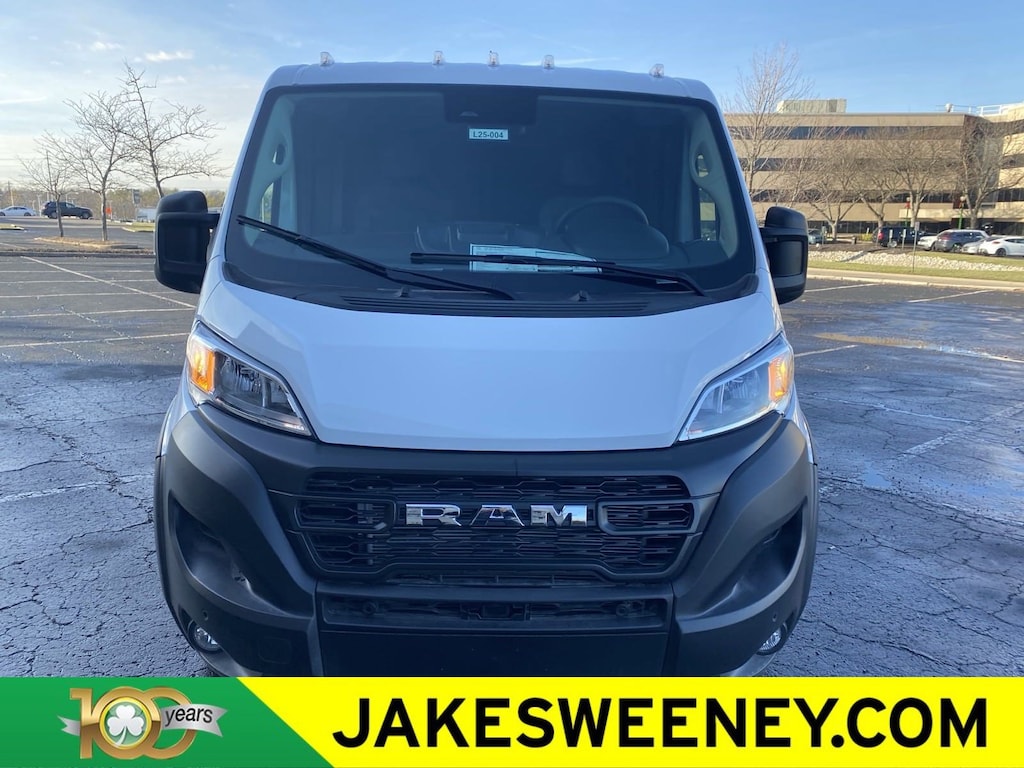 New 2025 Ram ProMaster PROMASTER 1500 TRADESMAN CARGO VAN LOW ROOF 136' W Cargo Van