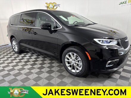 2025 Chrysler Pacifica SELECT AWD Passenger Van